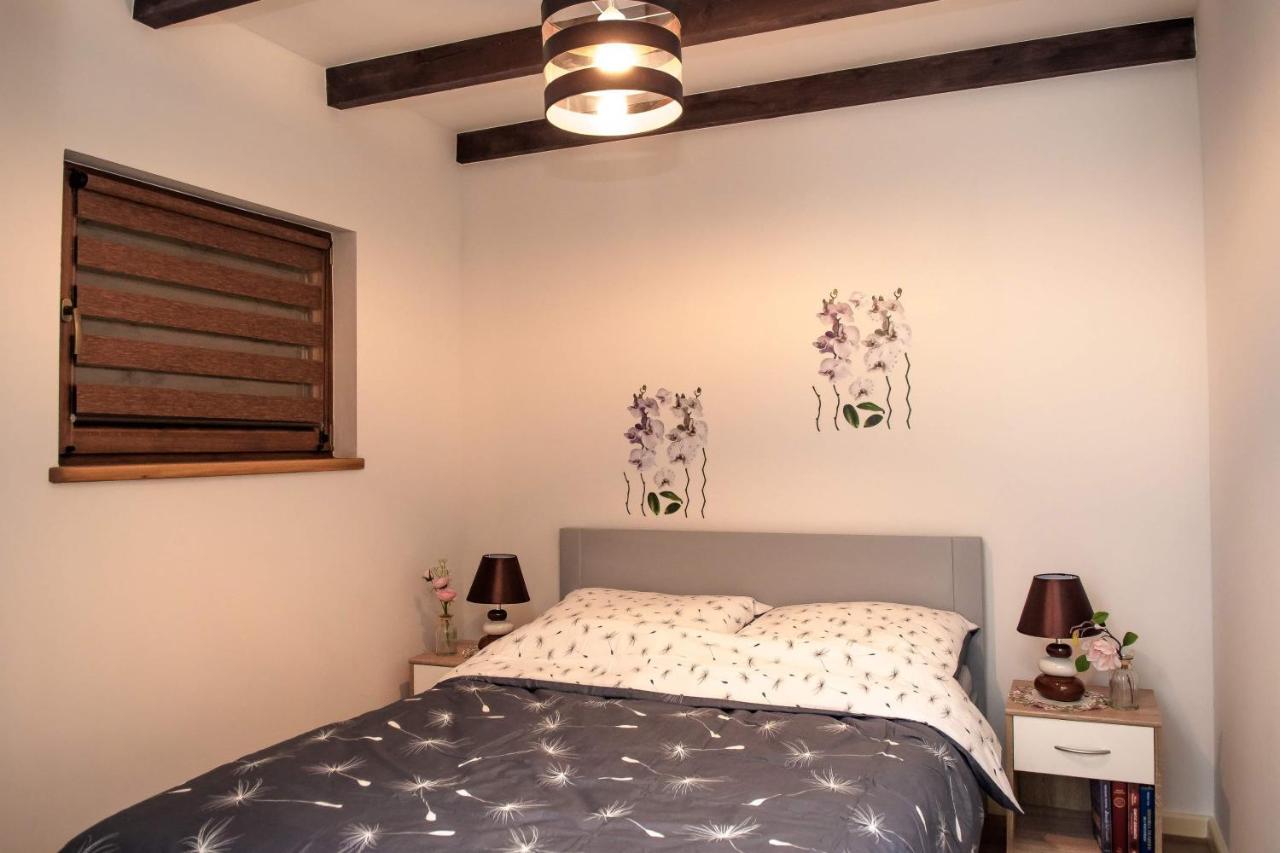Domek Na Wsi U Wiktora Mikołajki Extérieur photo